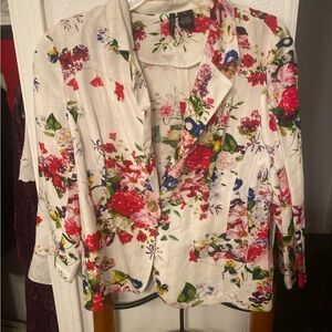 New Directions Multicolor Floral Blazer